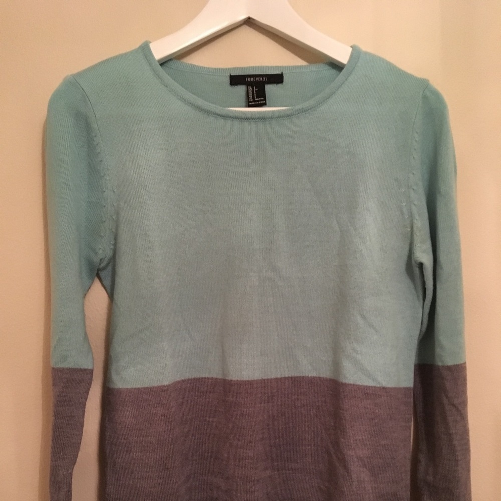 Forever 21 long-sleeved shirt